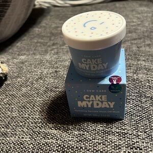 NWT I Dew Car Cake My Day Hydrating Sprinkle Wash-Off Mask